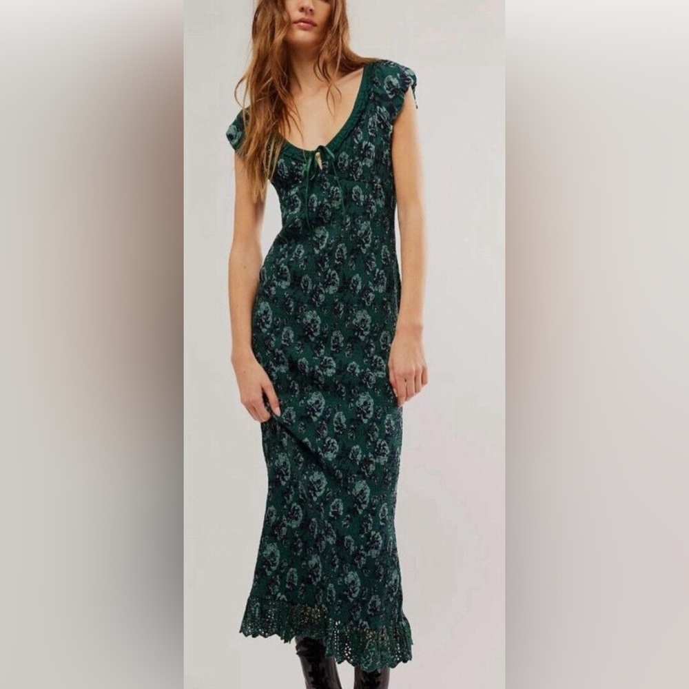 Elegant Green Maxi Dress
